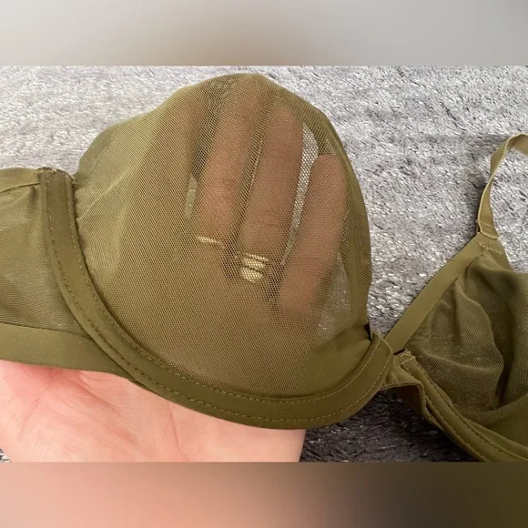 CUUP BRA - Picture 4 of 7